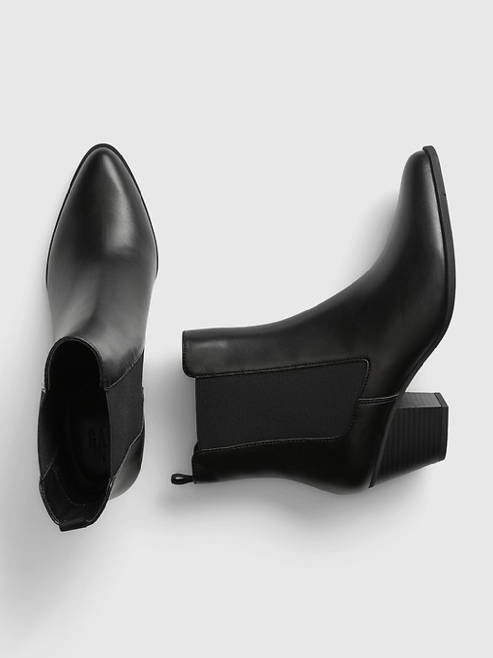GAP - NWT Heeled Chelsea Boots - (7)